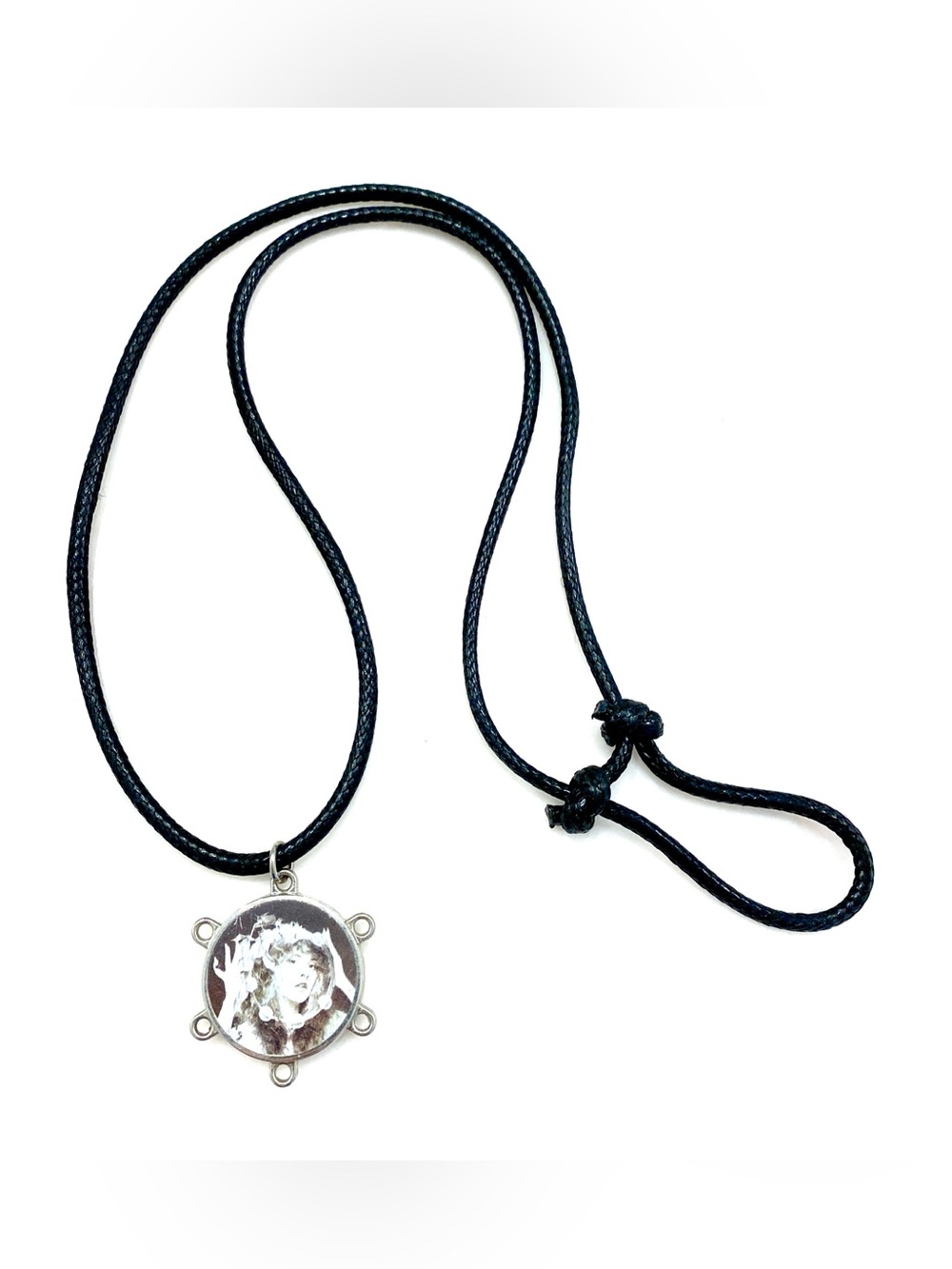 VTG Stevie Nicks Tambourine Photo Pendant Necklace Fleetwood Mac Icon Graphic
